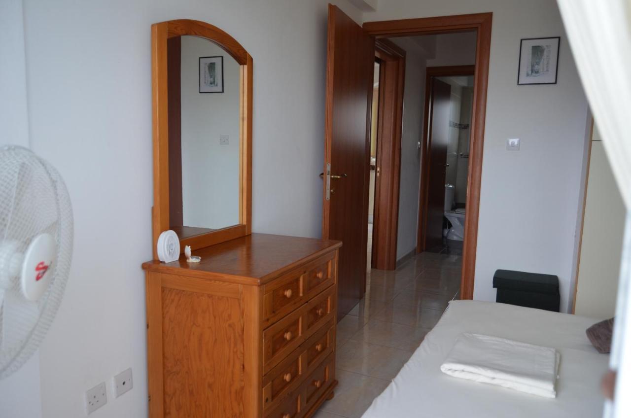 Ithaki Gardens Apartment 107 Paphos Exterior foto